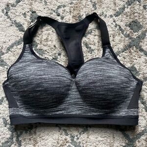 Women’s Victoria’s Secret Sportsbra Size 34D Grey Black Athletic Athleisure